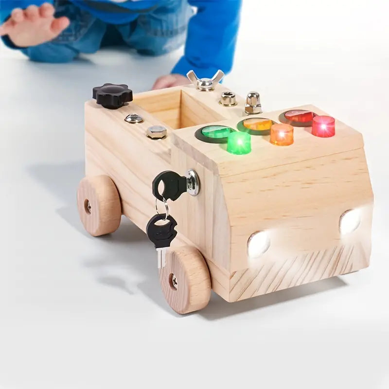 BrightBus de educatieve houten activiteitenbus