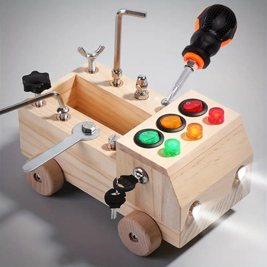 BrightBus de educatieve houten activiteitenbus