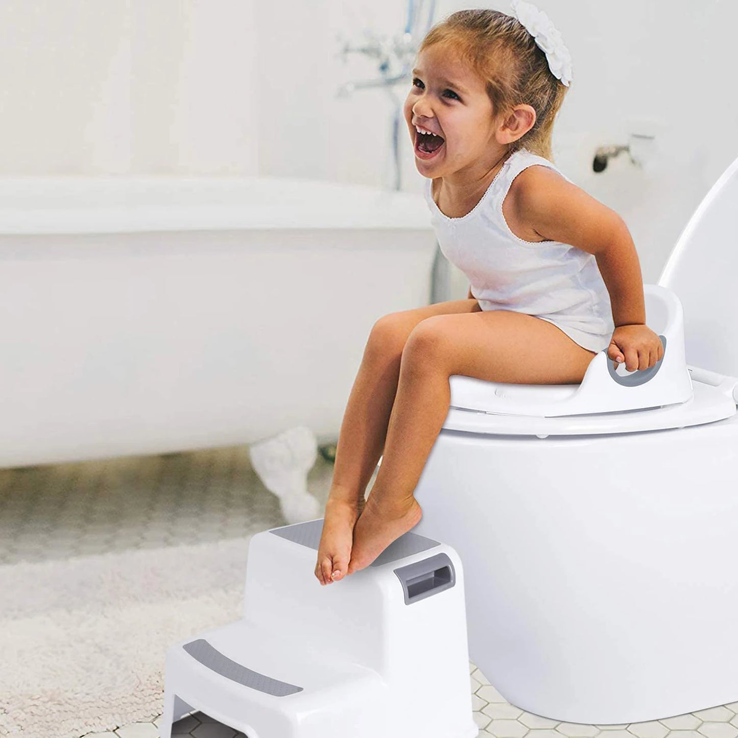 Little Throne Mini Seat maakt zindelijk worden comfortabel en leuk voor je peuter