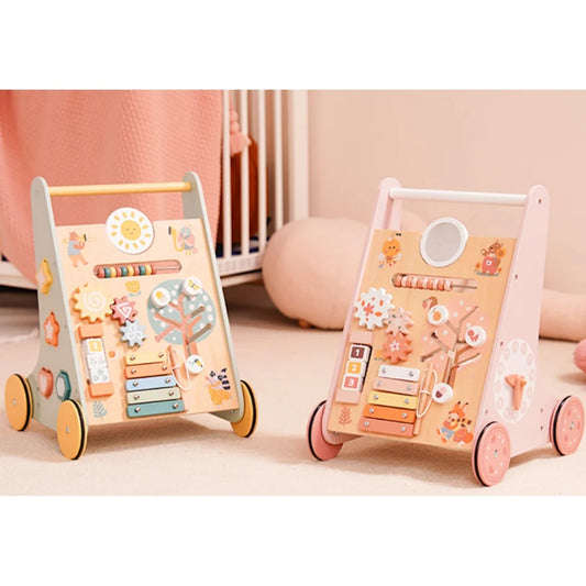 Step and Play Montessori Loopwagen helpt je kind spelenderwijs leren lopen en ontdekken