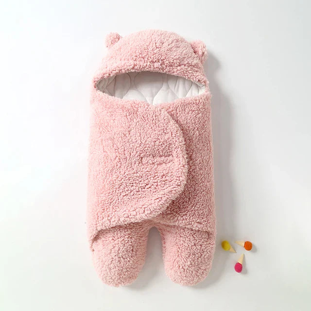 Laat je baby geborgen en comfortabel slapen met de SnuggleBoo Baby Wrap Blanket
